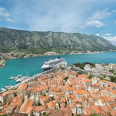 Alisa Sea View Apartment Prcanj Kotor Exterior foto