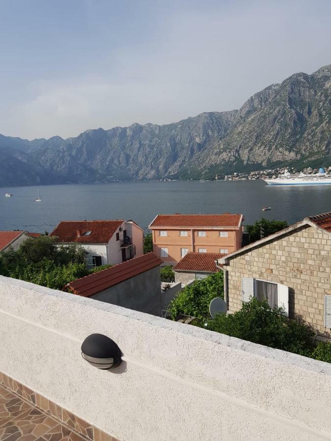 Alisa Sea View Apartment Prcanj Kotor Exterior foto